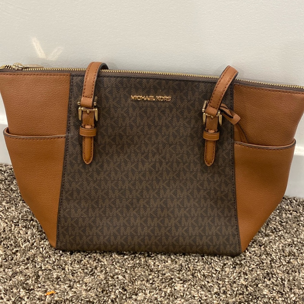 Michael Kors purse